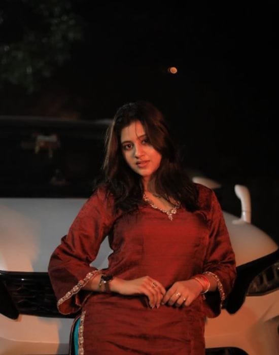 Anjali Arora Career